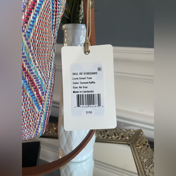 HOBO Luna Tote - Picture 3 of 9